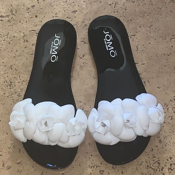 Floral Jelly Sandals   - Picture 1 of 3